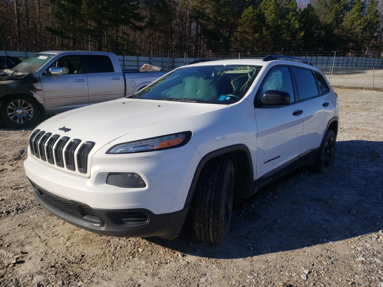 Photo 2 from auction – 2016 JEEP CHEROKEE S with VIN 1C4PJLAB4GW370954