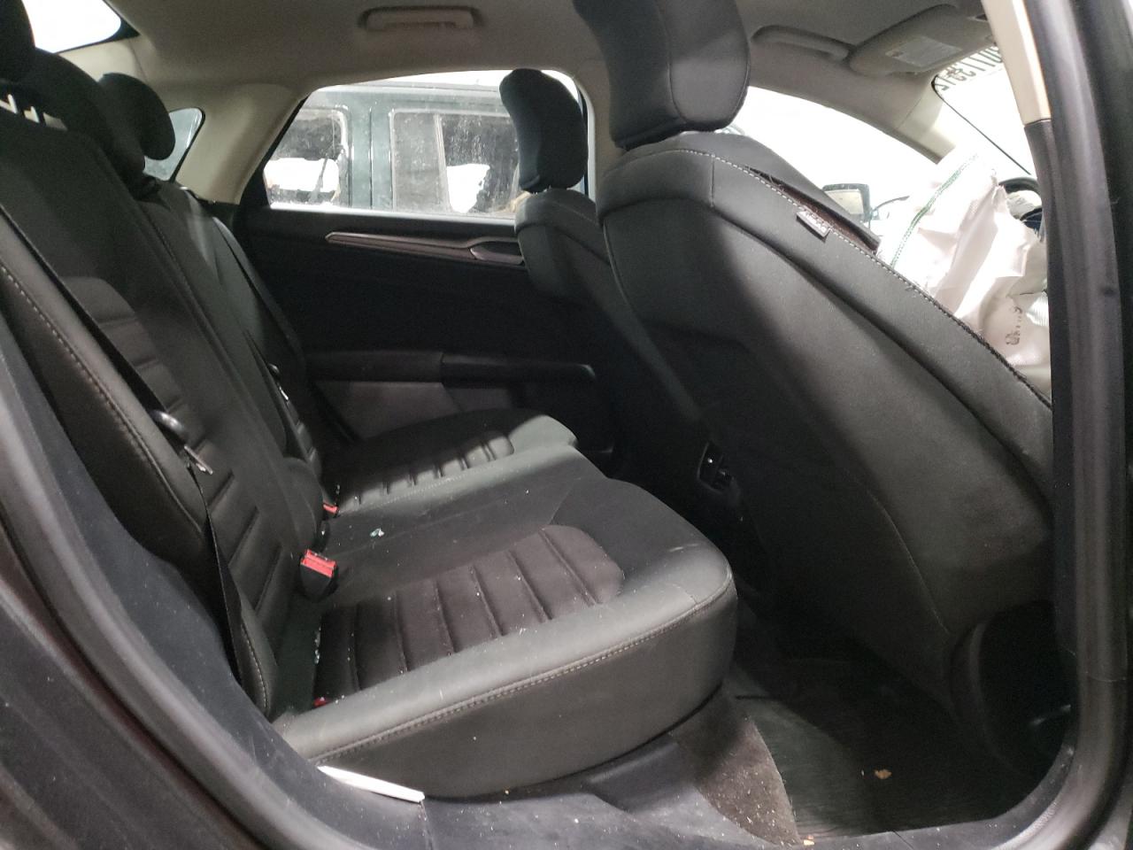 Photo 6 from auction – 2017 FORD FUSION SE with VIN 3FA6P0HD8HR377156
