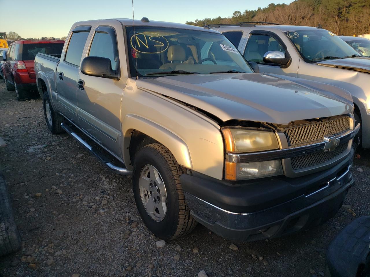 CHEVROLET SILVERADO 2005 with VIN 2GCEK13T151361079 - Photo from auction