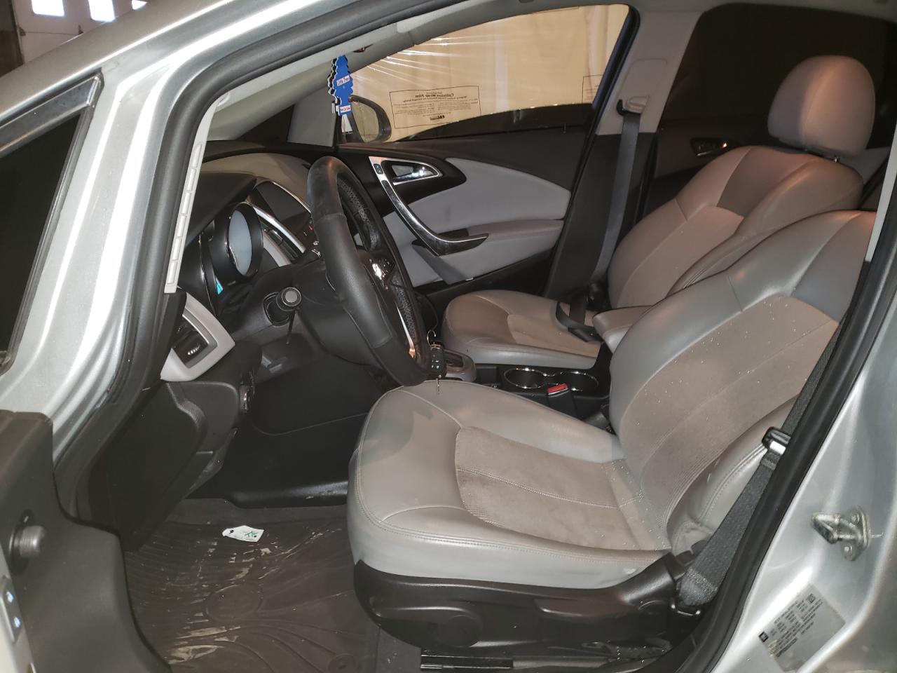 Photo 5 from auction – 2012 BUICK VERANO with VIN 1G4PP5SK9C4182280