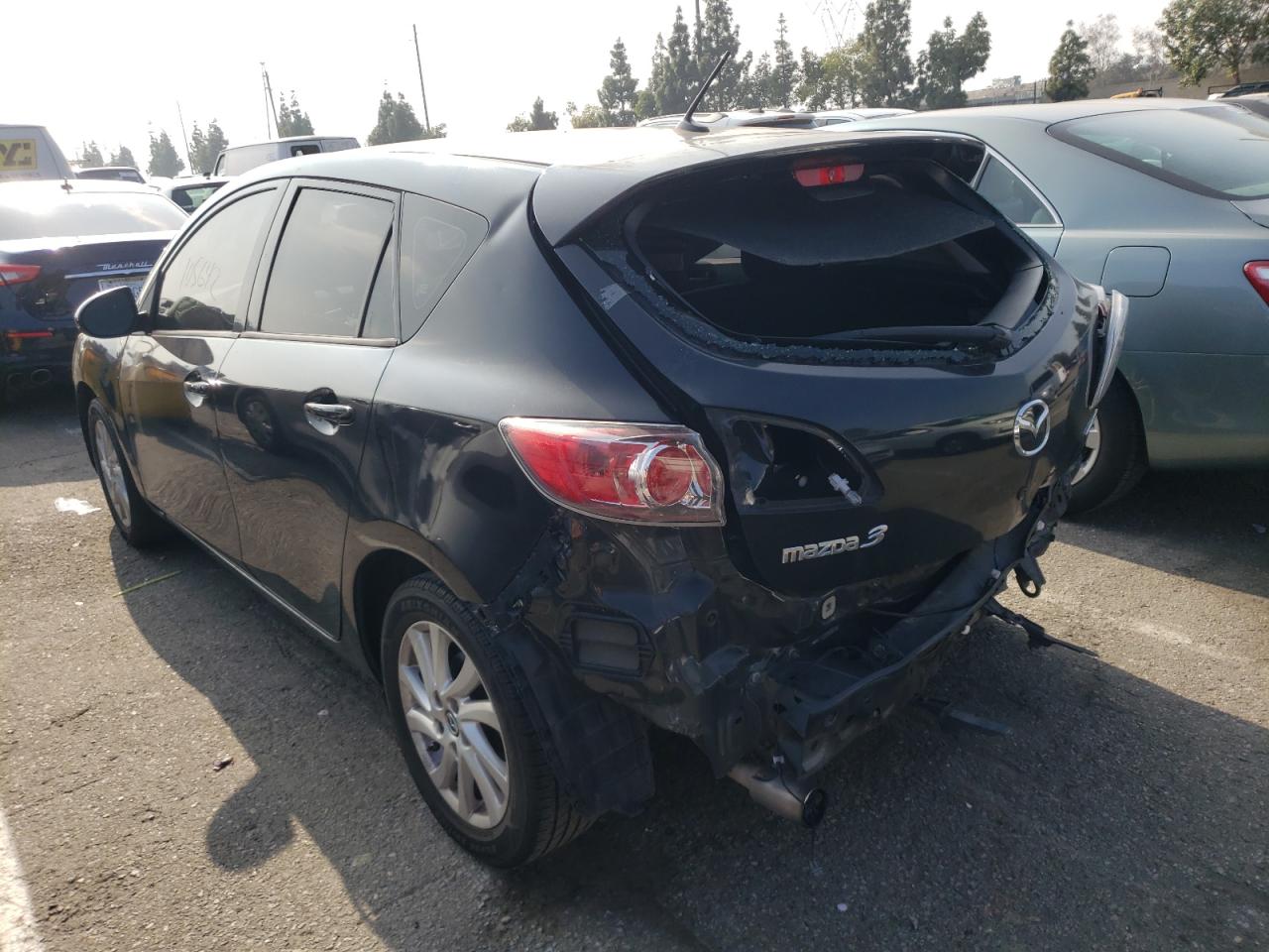 Photo 3 from auction – 2013 MAZDA 3 I with VIN JM1BL1LP1D1767709