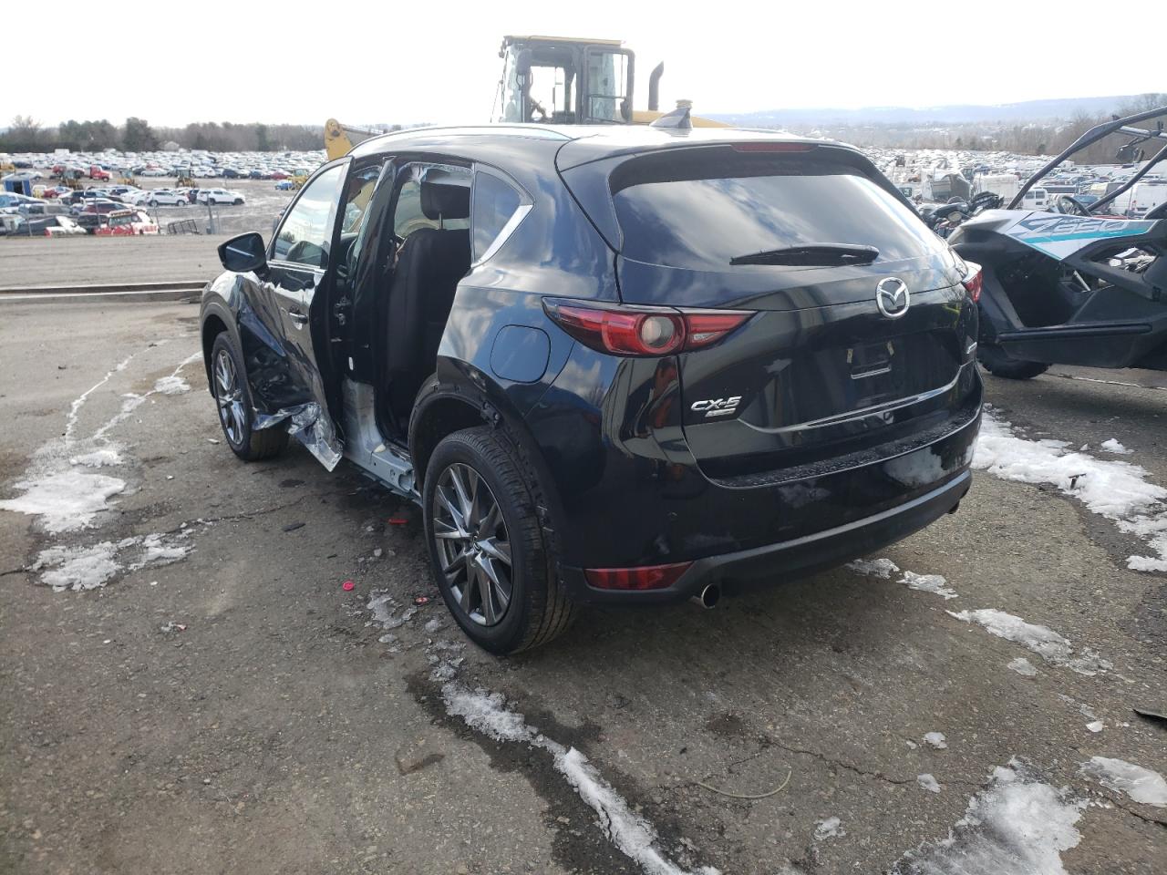 Photo 3 from auction – 2019 MAZDA CX-5 SIGNA with VIN JM3KFBEY1K0566227