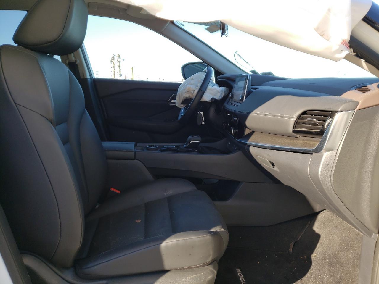 Photo 5 from auction – 2021 NISSAN ROGUE SV with VIN 5N1AT3BB6MC808901
