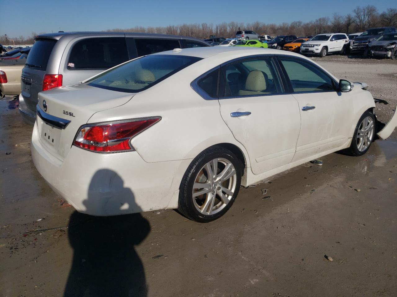 Photo 4 from auction – 2015 NISSAN ALTIMA 3.5 with VIN 1N4BL3AP6FC101683