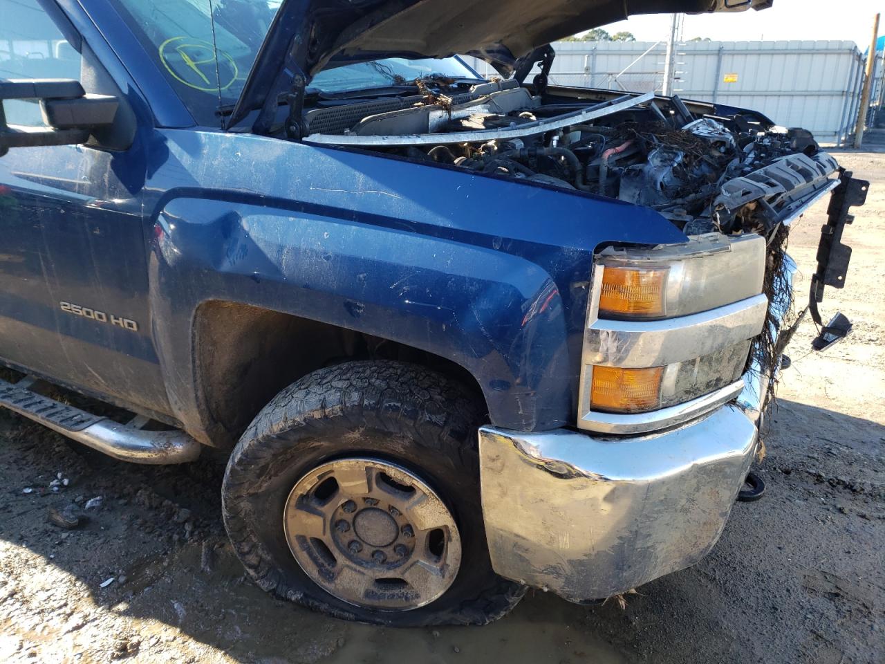 Photo 9 from auction – 2016 CHEVROLET SILVERADO with VIN 1GC1KUE83GF201810