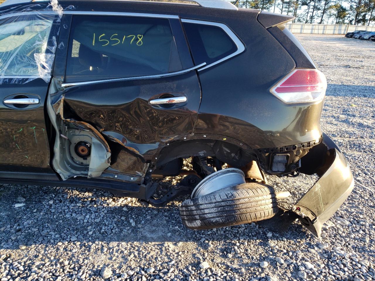 Photo 9 from auction – 2014 NISSAN ROGUE S with VIN 5N1AT2MT8EC793738
