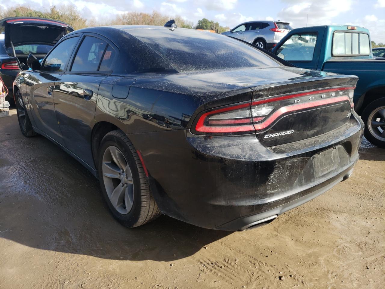 Photo 3 from auction – 2017 DODGE CHARGER SX with VIN 2C3CDXHG2HH520434