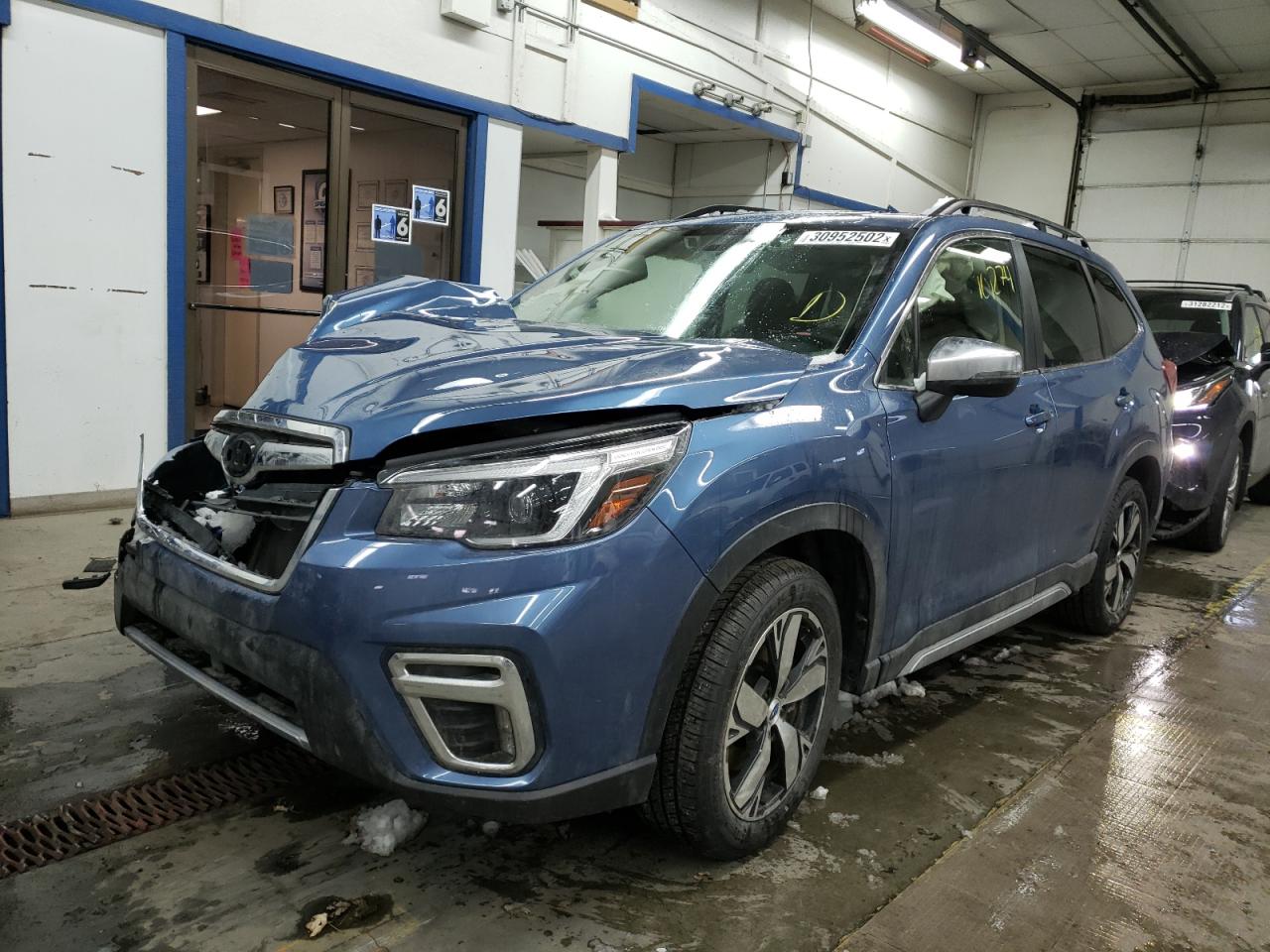 Photo 2 from auction – 2021 SUBARU FORESTER T with VIN JF2SKAXC6MH466937