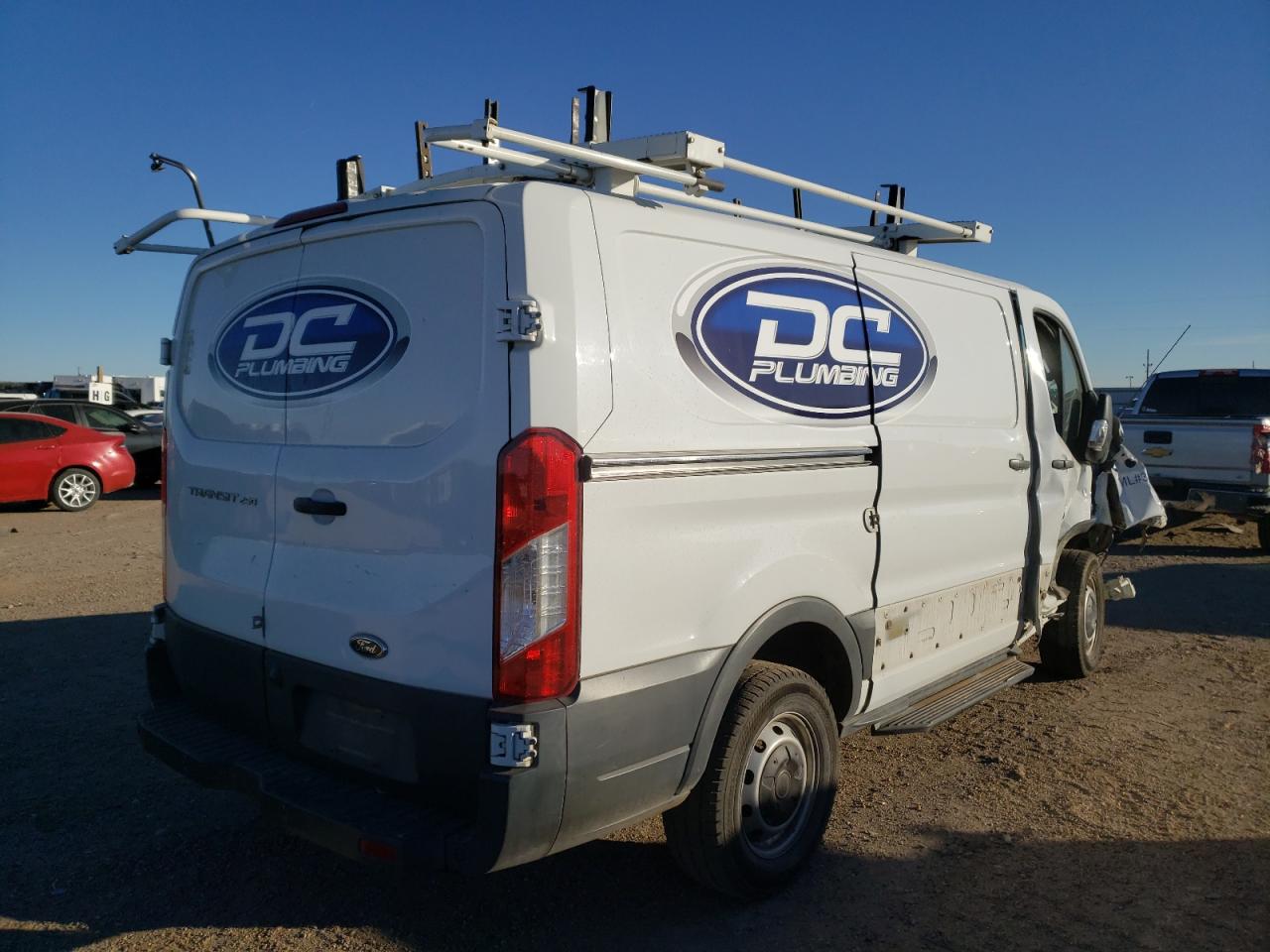Photo 4 from auction – 2015 FORD TRANSIT T- with VIN 1FTNR1YM4FKB30000