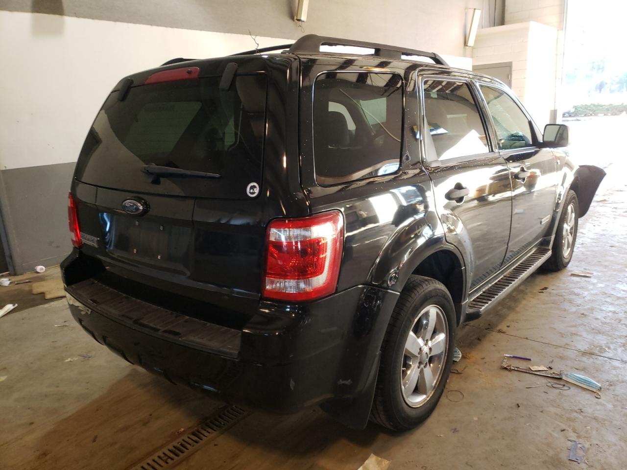 Photo 4 from auction – 2008 FORD ESCAPE XLT with VIN 1FMCU03118KE69695