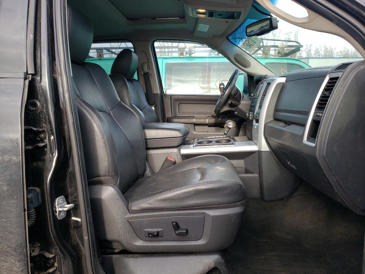 Photo 5 from auction – 2011 DODGE RAM 1500 with VIN 1D7RV1CT7BS624752
