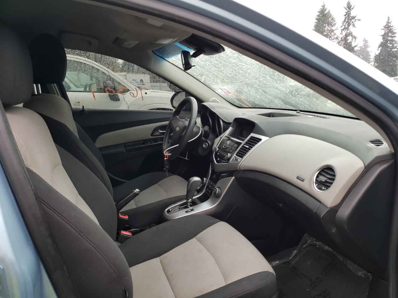 Photo 5 from auction – 2012 CHEVROLET CRUZE LS with VIN 1G1PC5SH0C7207966