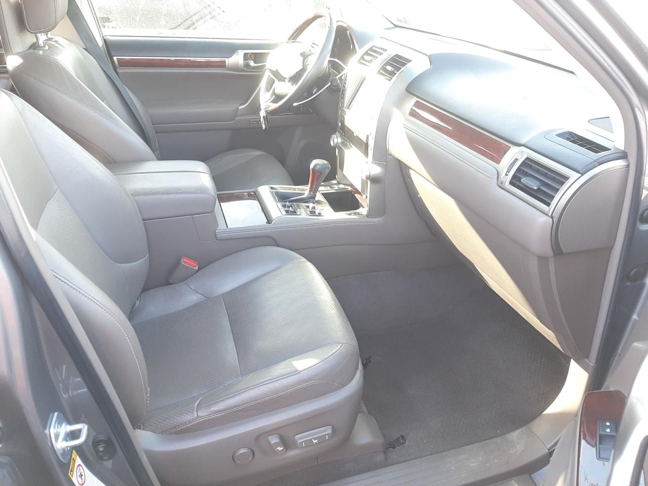 Photo 5 from auction – 2013 LEXUS GX 460 PRE with VIN JTJJM7FX8D5063858