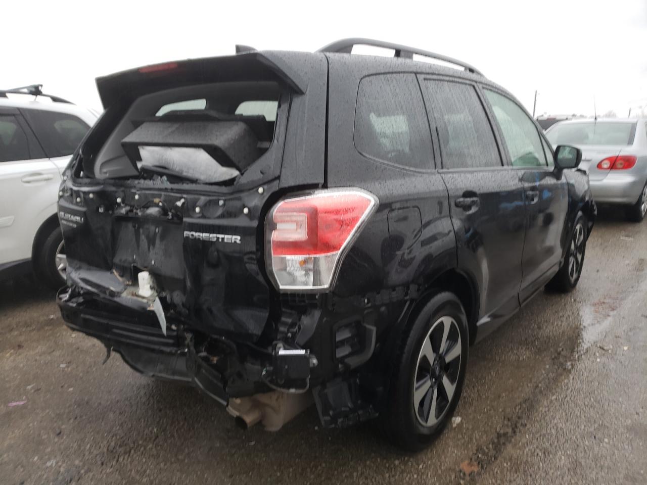 Фото 4 с аукциона – 2018 SUBARU FORESTER 2 с VIN JF2SJAGC7JH613278