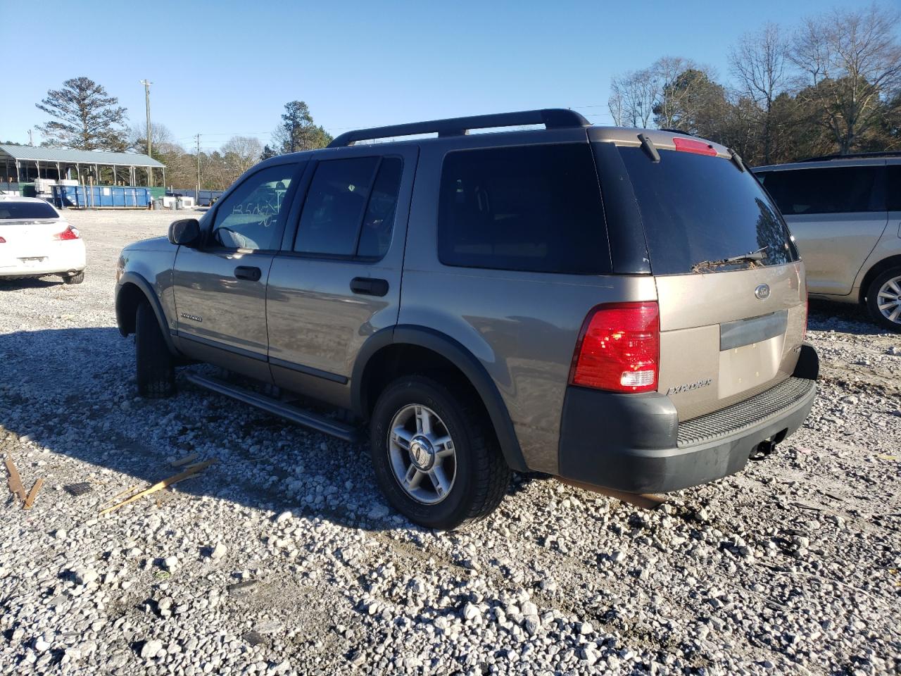 Photo 3 from auction – 2005 FORD EXPLORER X with VIN 1FMZU62K45UA37142