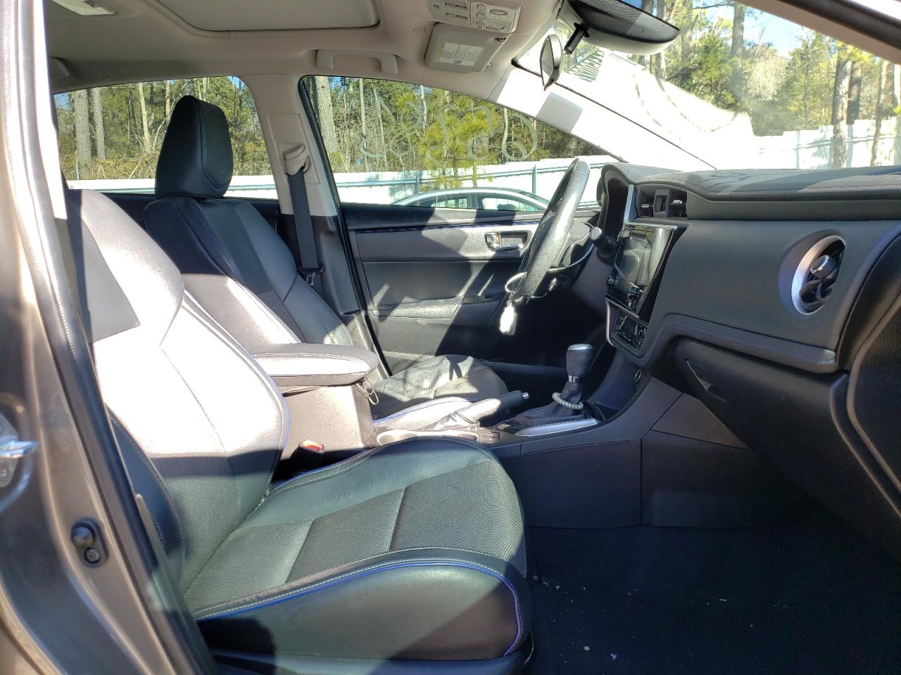Photo 5 from auction – 2019 TOYOTA COROLLA L with VIN 5YFBURHE3KP892206