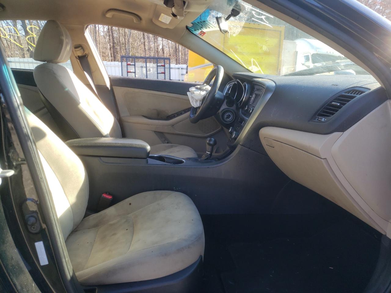 Photo 5 from auction – 2014 KIA OPTIMA LX with VIN 5XXGM4A71EG276733