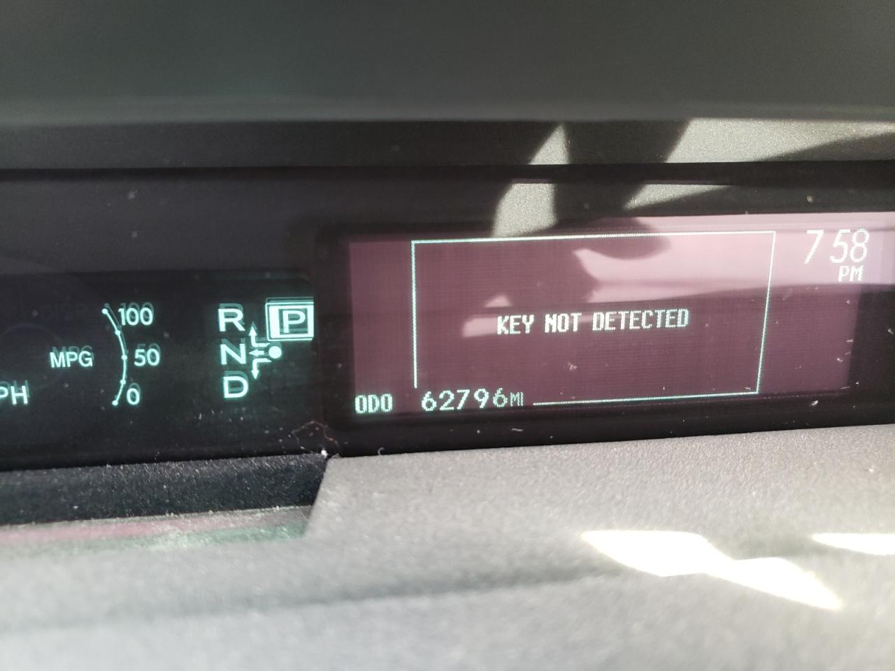 Photo 8 from auction – 2015 TOYOTA PRIUS with VIN JTDKN3DU4F1884259