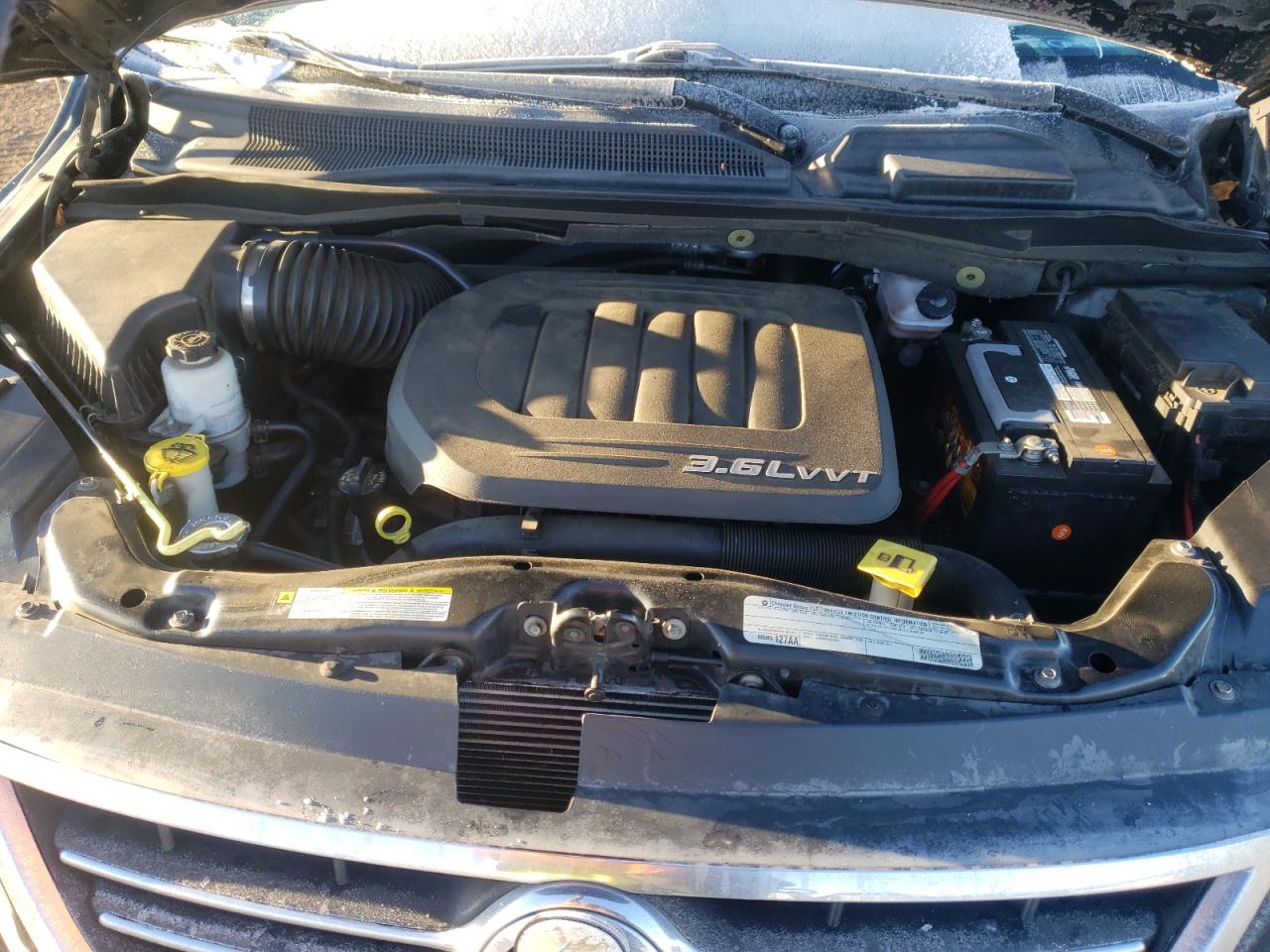 Photo 7 from auction – 2011 VOLKSWAGEN ROUTAN SE with VIN 2V4RW3DG5BR695086