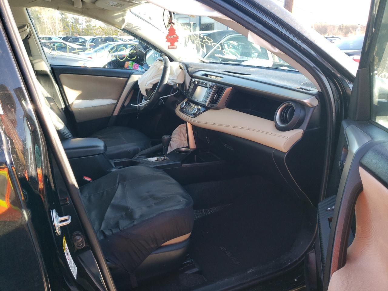 Photo 5 from auction – 2014 TOYOTA RAV4 XLE with VIN 2T3RFREV0EW175477