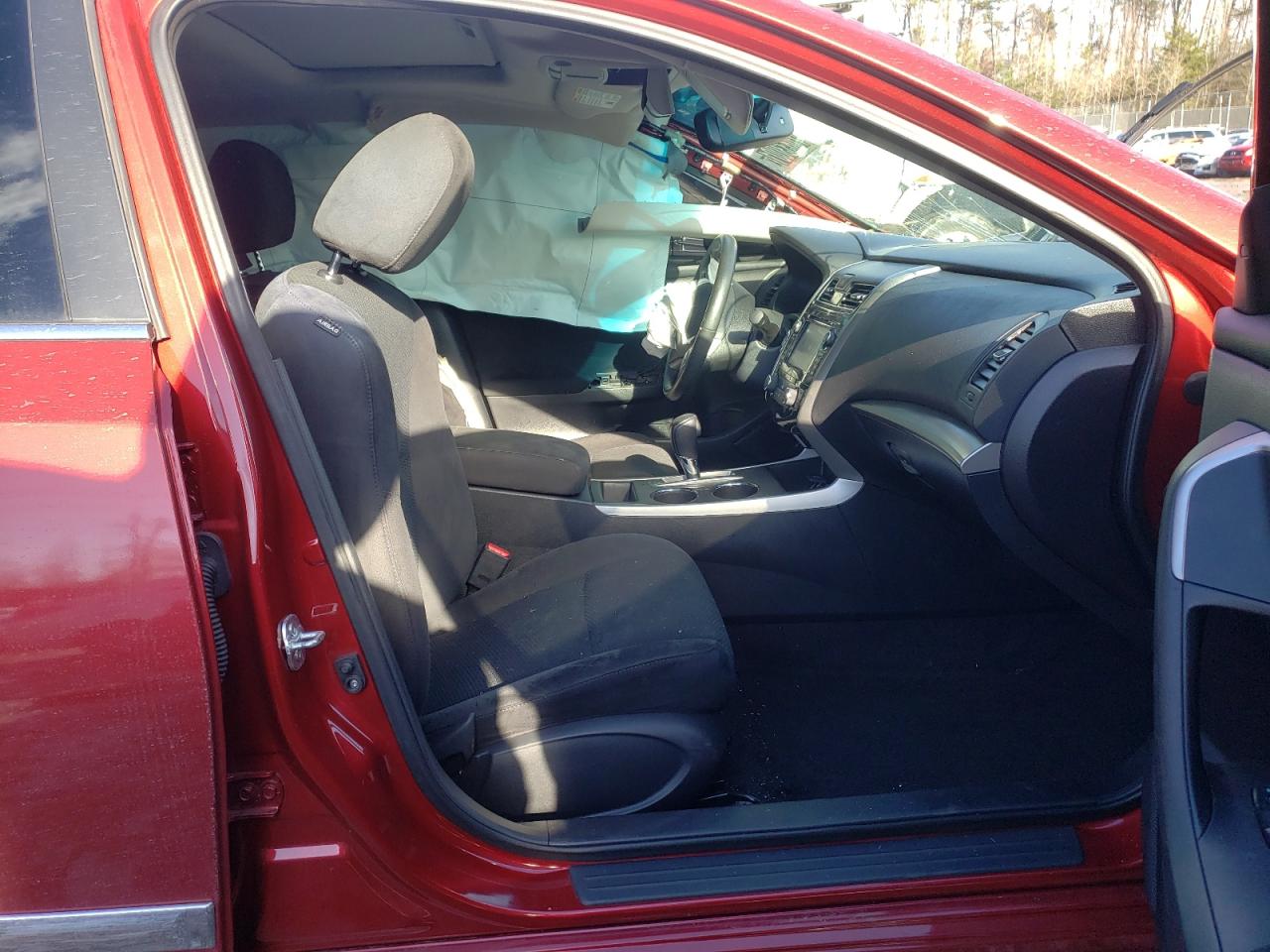 Photo 5 from auction – 2015 NISSAN ALTIMA 2.5 with VIN 1N4AL3AP5FC123217