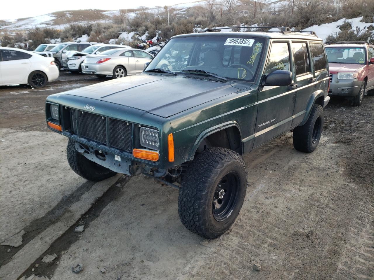 Photo 2 from auction – 2001 JEEP CHEROKEE S with VIN 1J4FF48S31L571529