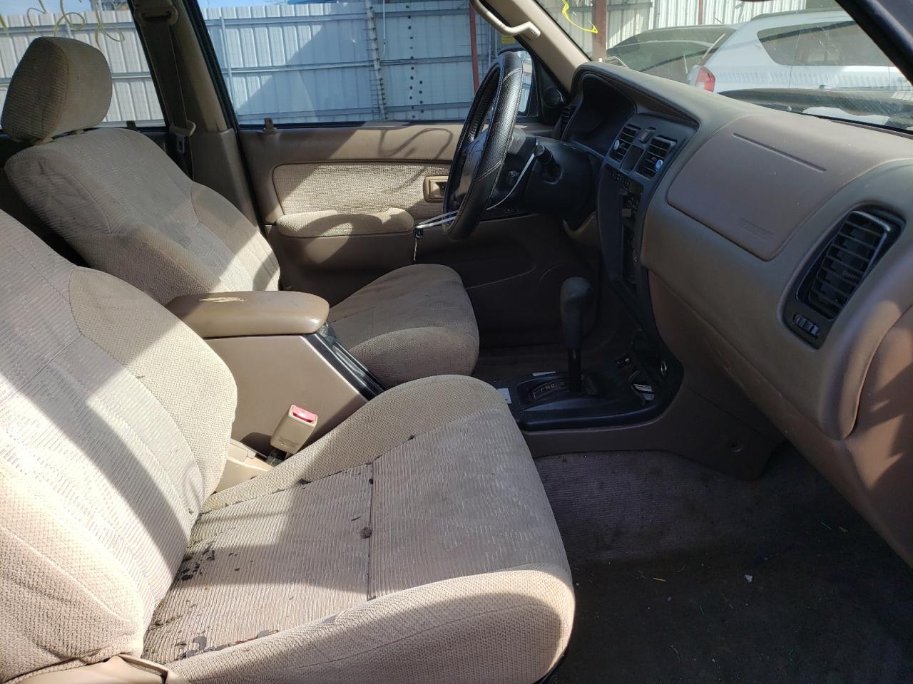 Photo 5 from auction – 2000 TOYOTA 4RUNNER SR with VIN JT3GN86R5Y0169595