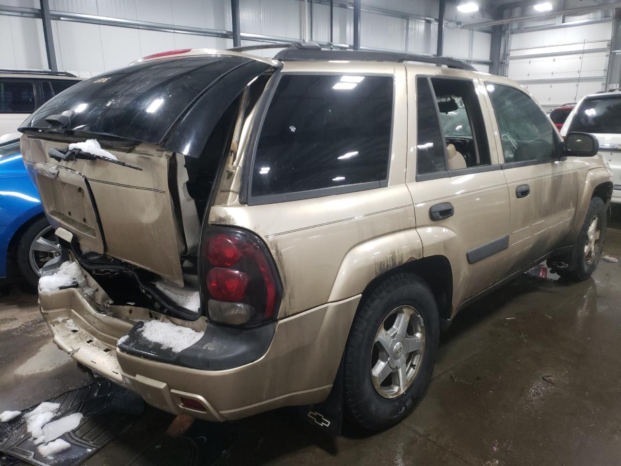 Photo 4 from auction – 2005 CHEVROLET TRAILBLAZE with VIN 1GNDT13SX52351514