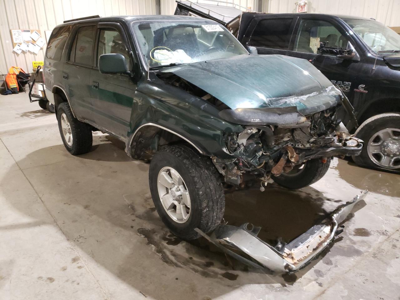 Photo 1 from auction – 1999 TOYOTA 4RUNNER with VIN JT3HN86R1X0241489