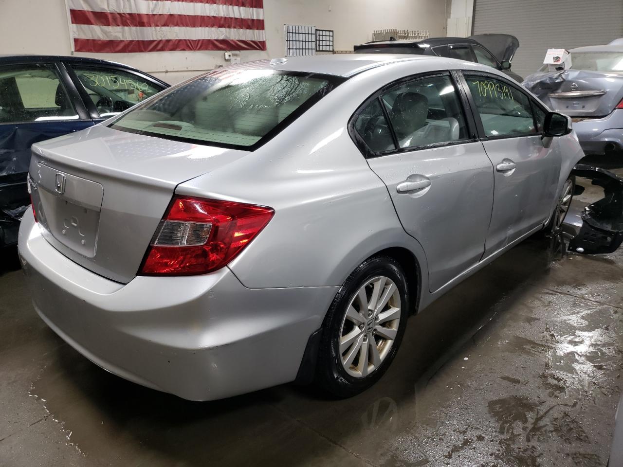 Photo 4 from auction – 2012 HONDA CIVIC with VIN 19XFB2F94CE053818