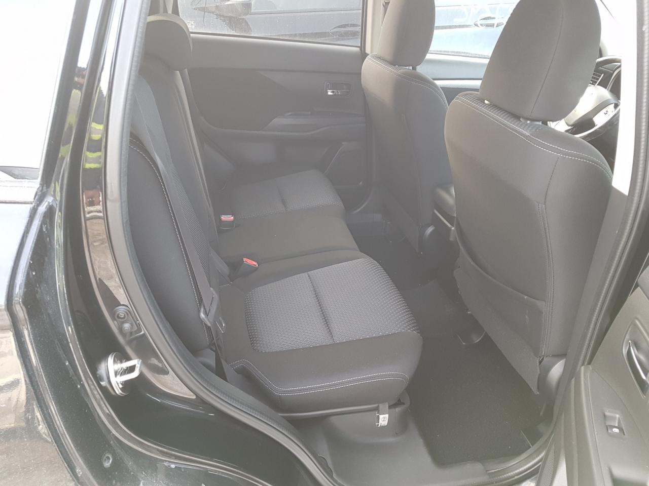 Photo 6 from auction – 2016 MITSUBISHI OUTLANDER with VIN JA4AZ2A31GZ605546
