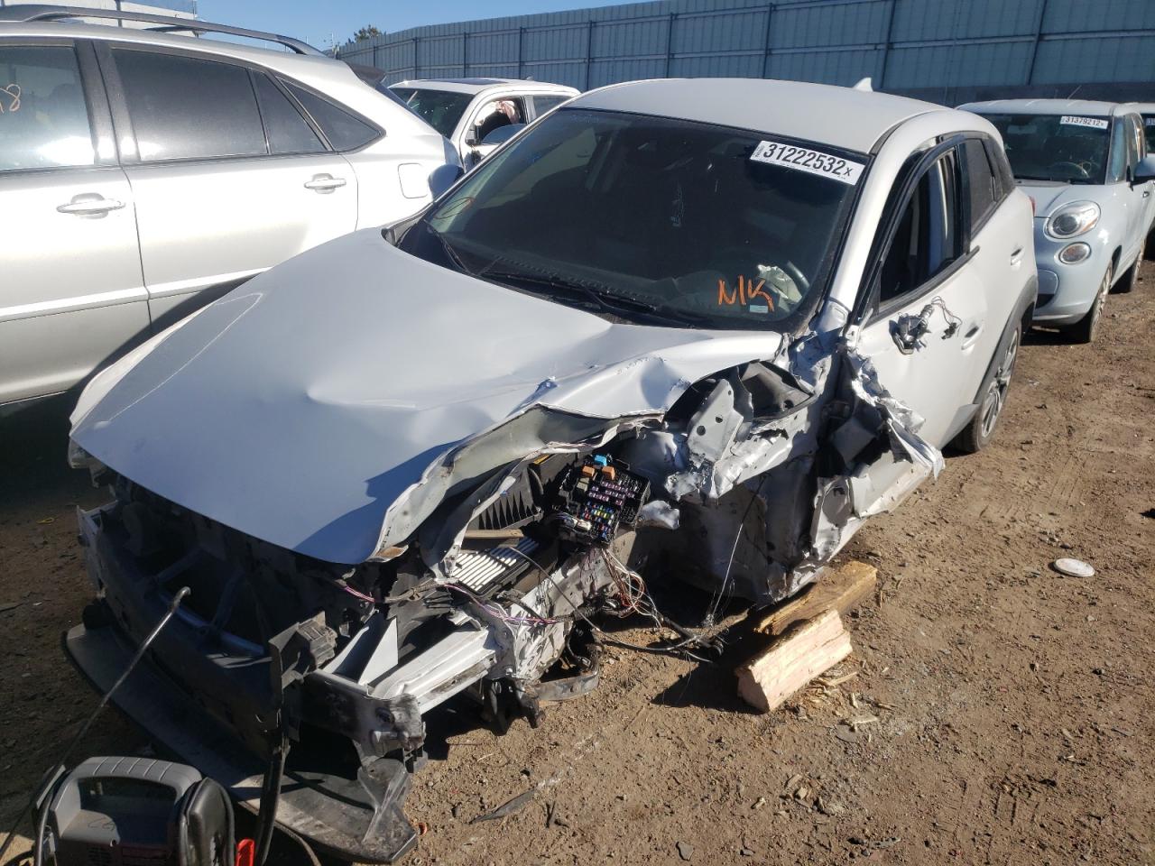 Photo 2 from auction – 2019 MAZDA CX-3 TOURI with VIN JM1DKDC74K0409309