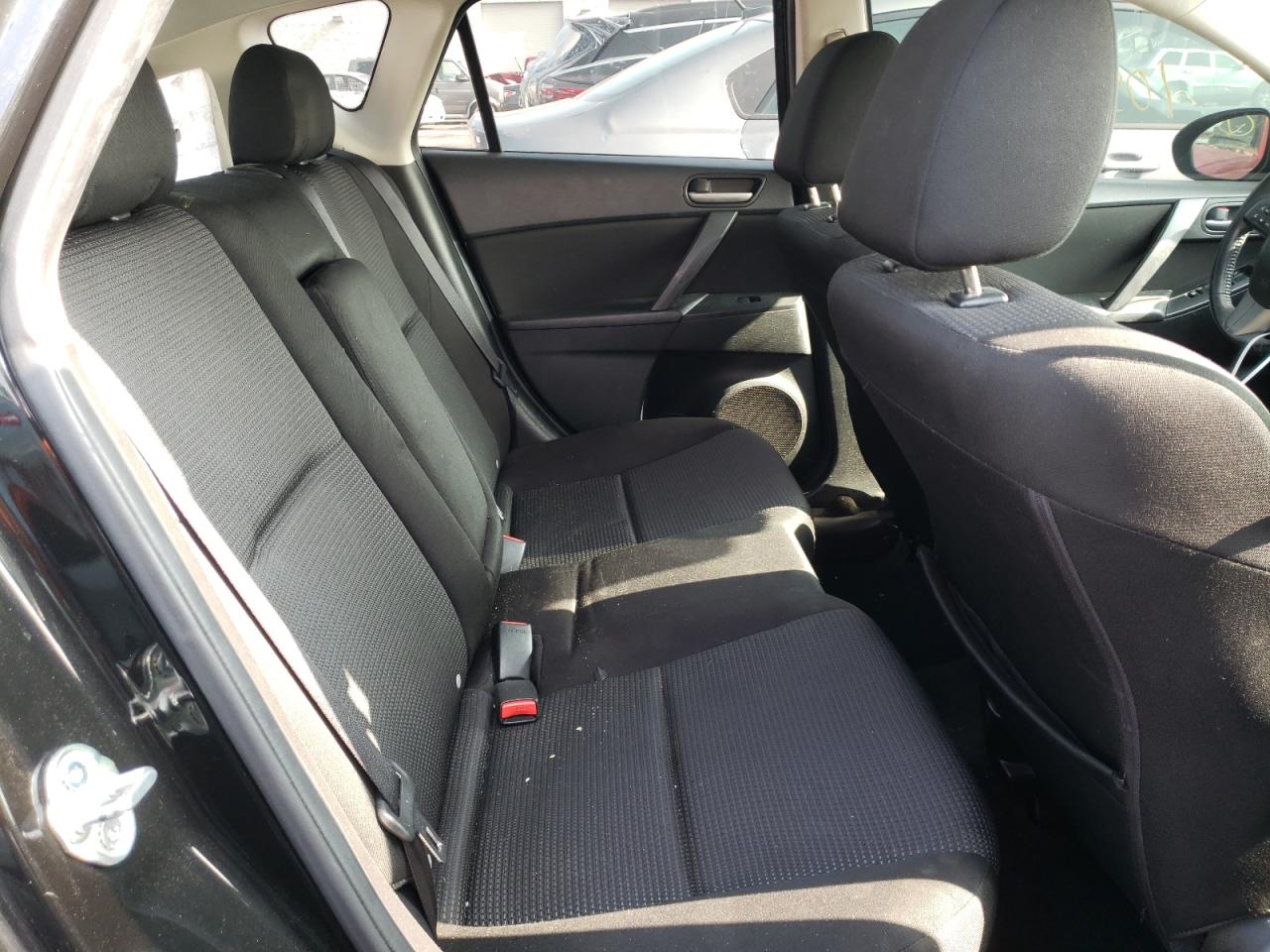 Photo 6 from auction – 2013 MAZDA 3 I with VIN JM1BL1LP1D1767709