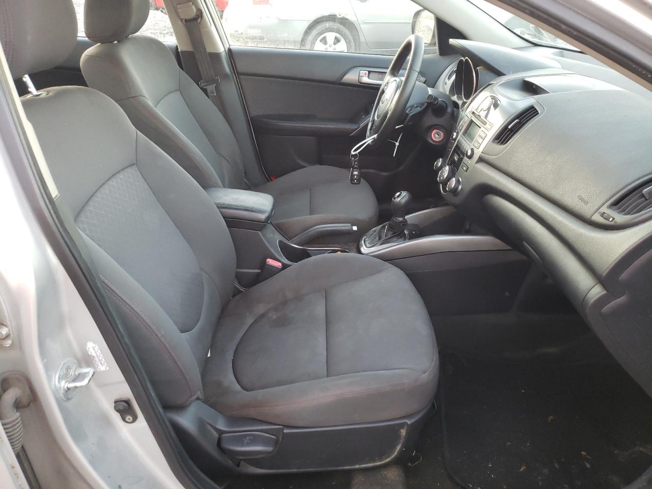 Photo 5 from auction – 2012 KIA FORTE SX with VIN KNAFW4A32C5624847