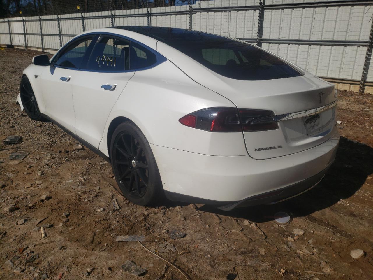 Photo 3 from auction – 2013 TESLA MODEL S with VIN 5YJSA1DP4DFP01831