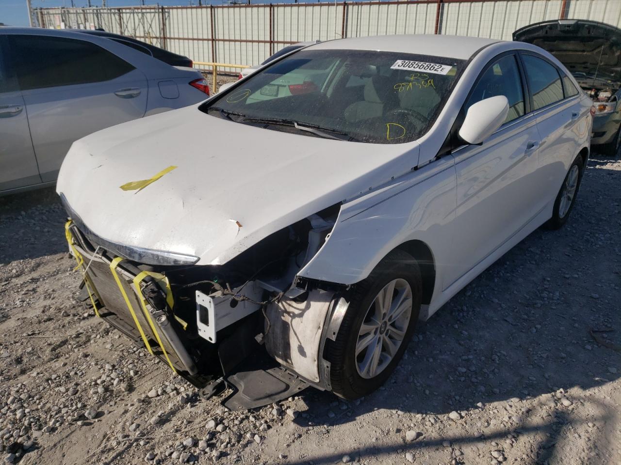 Photo 2 from auction – 2014 HYUNDAI SONATA GLS with VIN 5NPEB4AC3EH871369