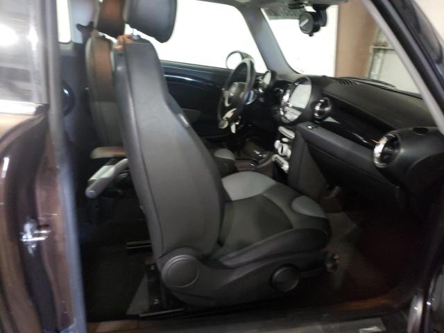 Photo 5 from auction – 2009 MINI COOPER S C with VIN WMWMM33529TP92126