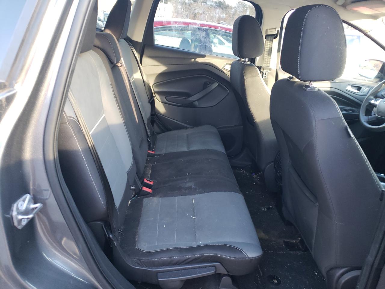 Photo 6 from auction – 2014 FORD ESCAPE SE with VIN 1FMCU9GX7EUE04885