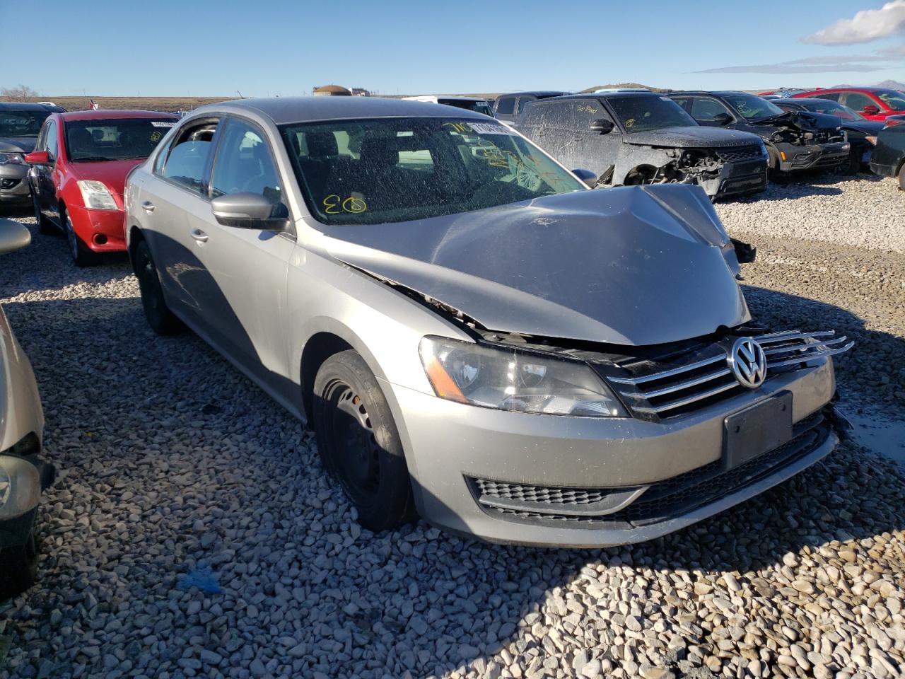 VOLKSWAGEN PASSAT S 2014 with VIN 1VWAT7A38EC089848 - Photo from auction