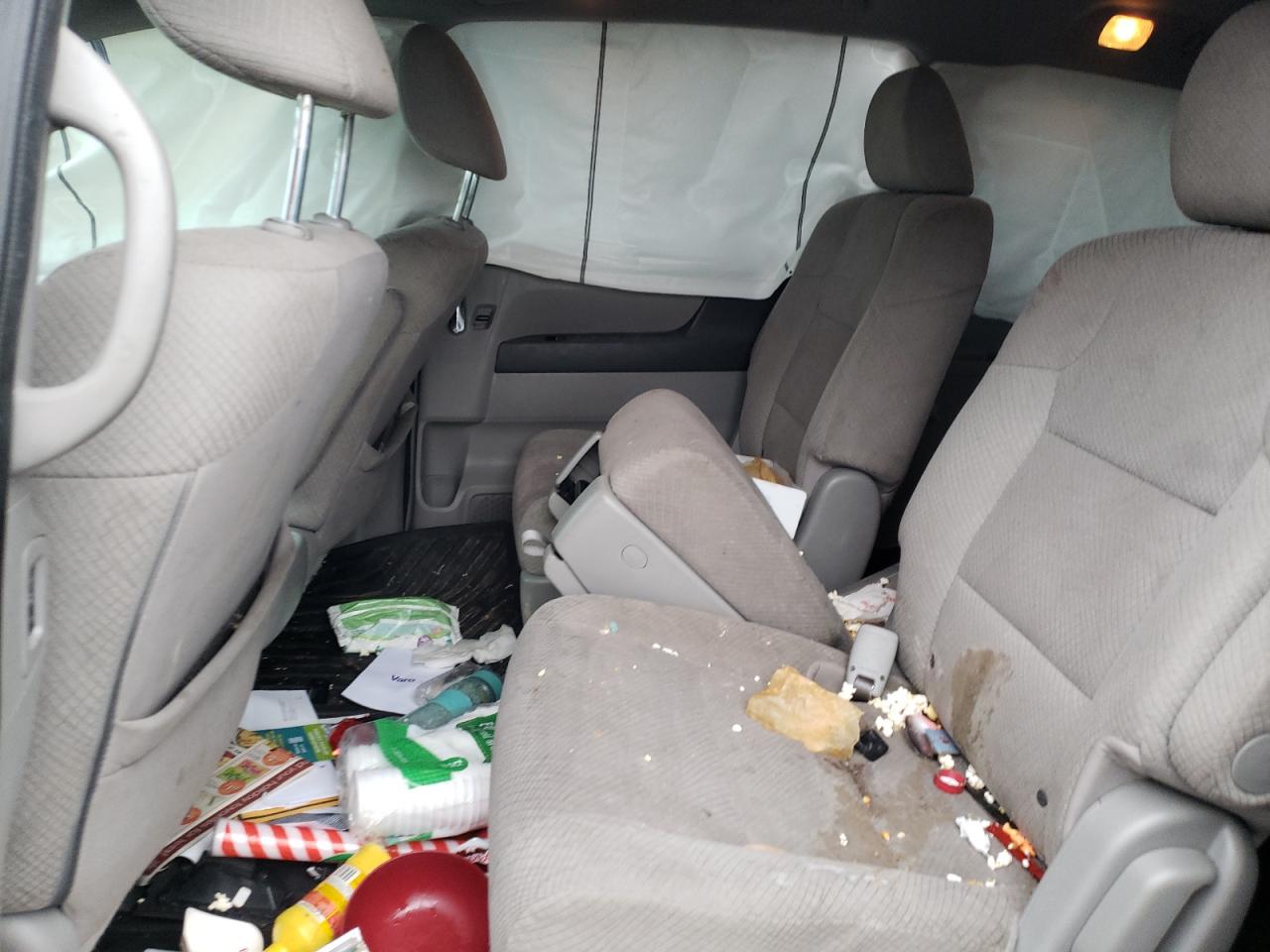 Photo 6 from auction – 2015 HONDA ODYSSEY EX with VIN 5FNRL5H4XFB017644