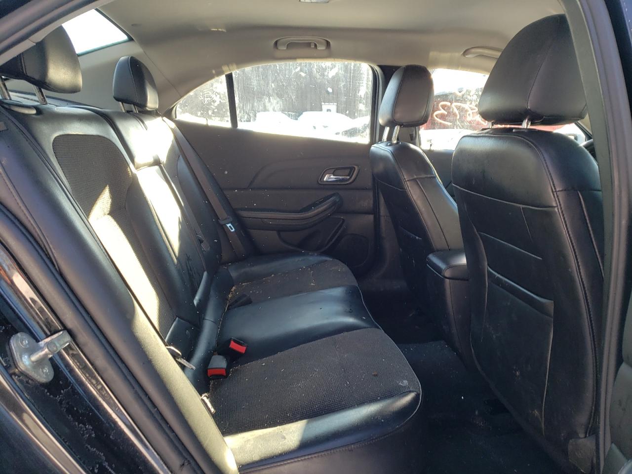 Photo 6 from auction – 2015 CHEVROLET MALIBU 1LT with VIN 1G11C5SL0FF110559