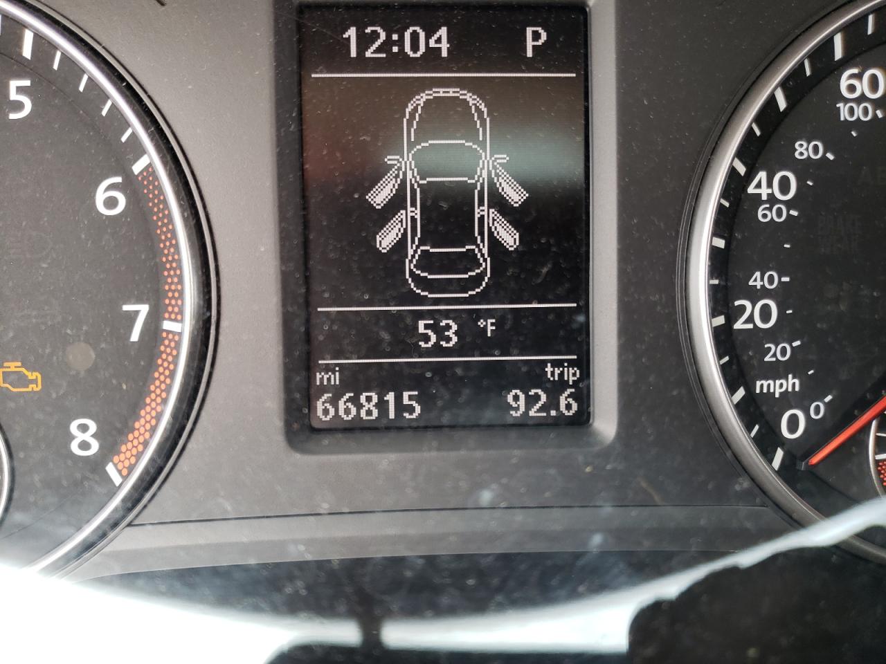 Photo 8 from auction – 2014 VOLKSWAGEN PASSAT SE with VIN 1VWBS7A33EC111908