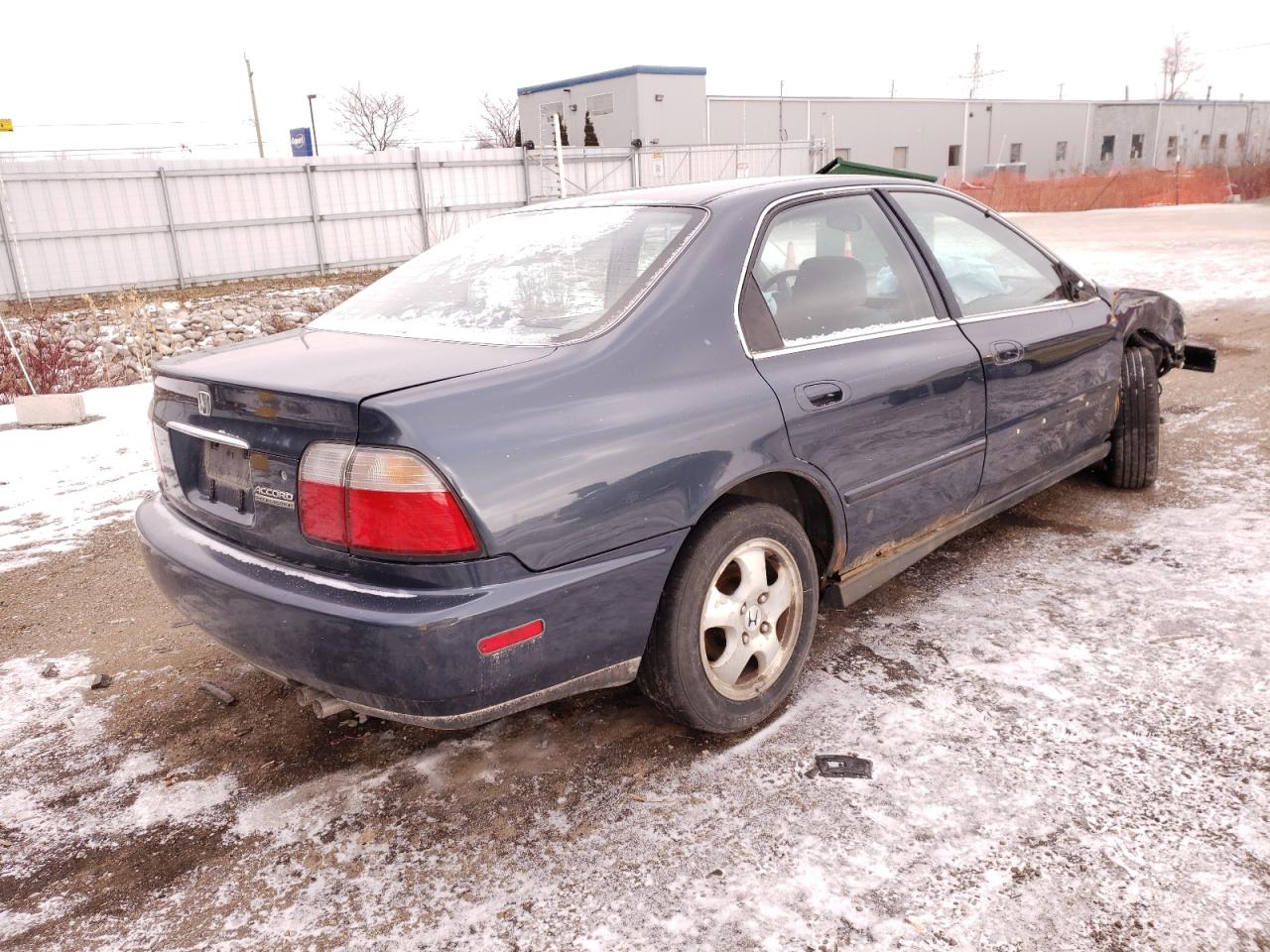 Photo 4 from auction – 1997 HONDA ACCORD SE with VIN 1HGCD5609VA812874