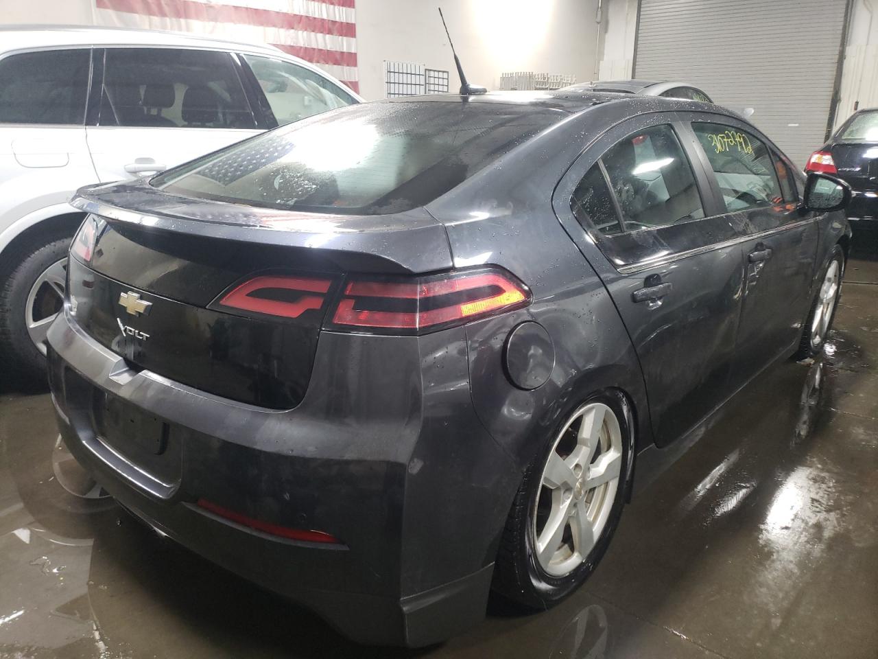 Photo 4 from auction – 2011 CHEVROLET VOLT with VIN 1G1RD6E4XBU103599