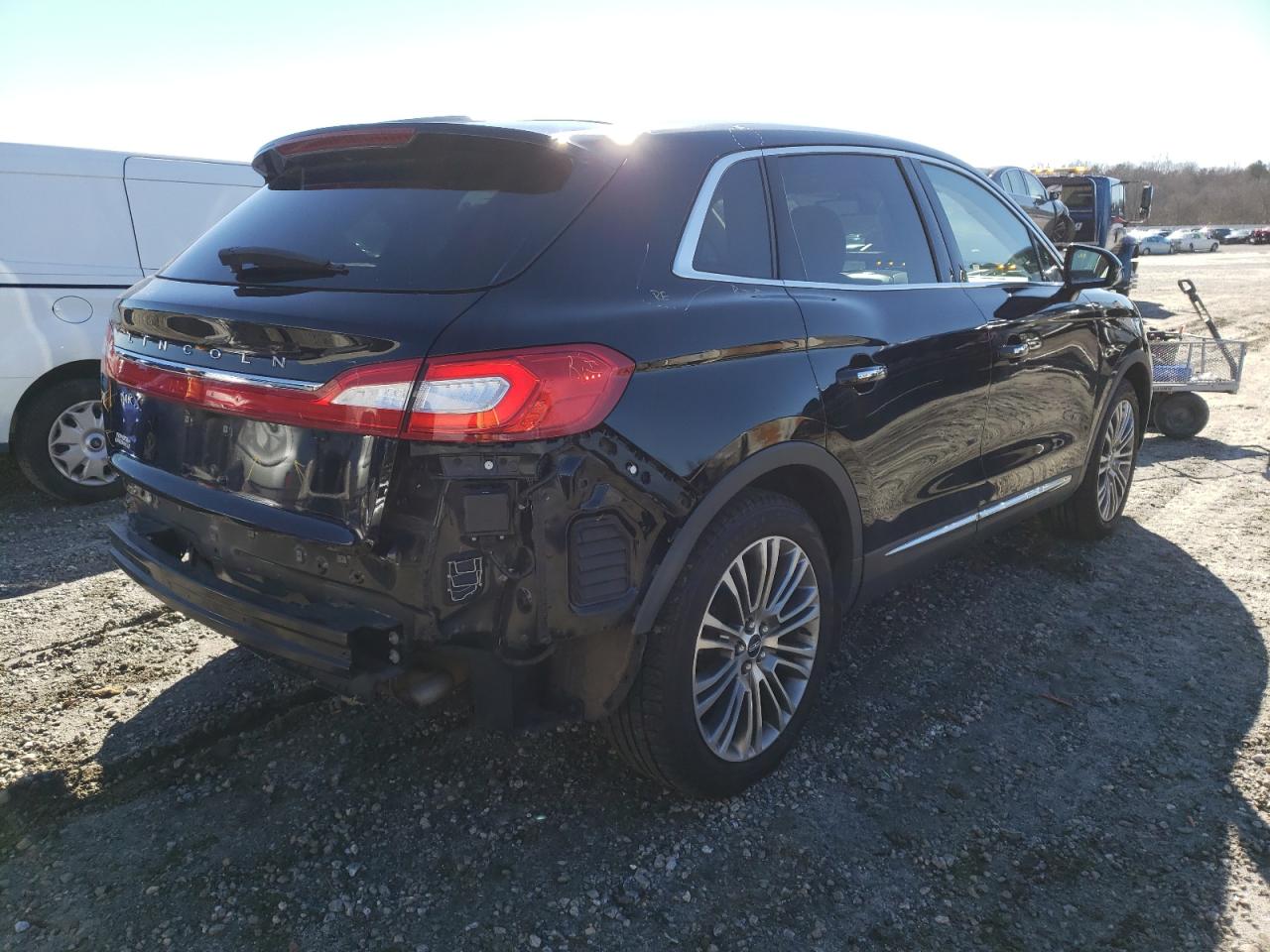 Photo 4 from auction – 2017 LINCOLN MKX RESERV with VIN 2LMPJ6LRXHBL12930