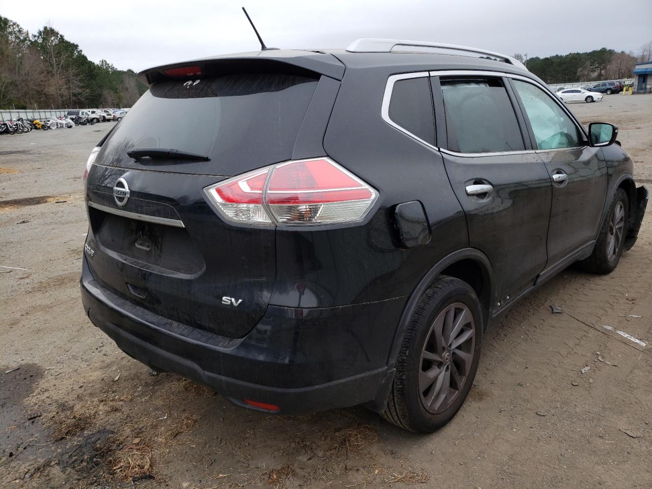 Photo 4 from auction – 2016 NISSAN ROGUE S with VIN KNMAT2MT7GP669184