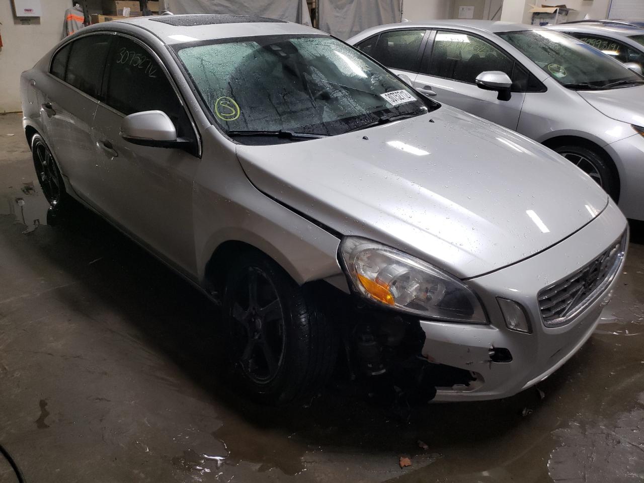 VOLVO S60 T5 2012 with VIN YV1622FS7C2122415 - Photo from auction