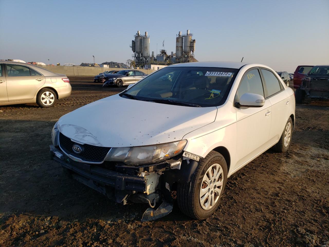 Photo 2 from auction – 2010 KIA FORTE EX with VIN KNAFU4A25A5850620