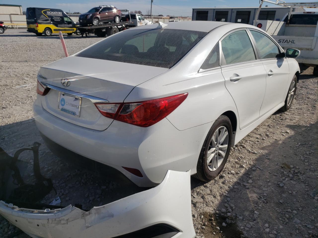 Photo 4 from auction – 2014 HYUNDAI SONATA GLS with VIN 5NPEB4AC3EH871369