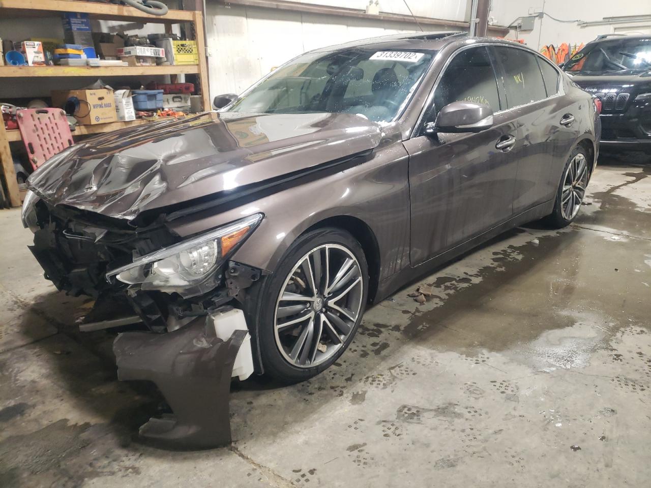 Photo 2 from auction – 2016 INFINITI Q50 PREMIU with VIN JN1EV7AR1GM340146